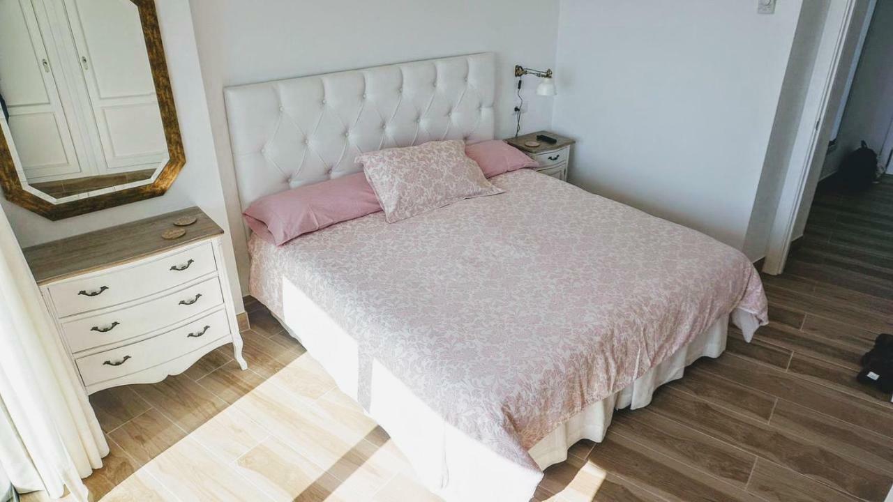 Beachfront Apartment In Fuengirola With Sea Views 外观 照片