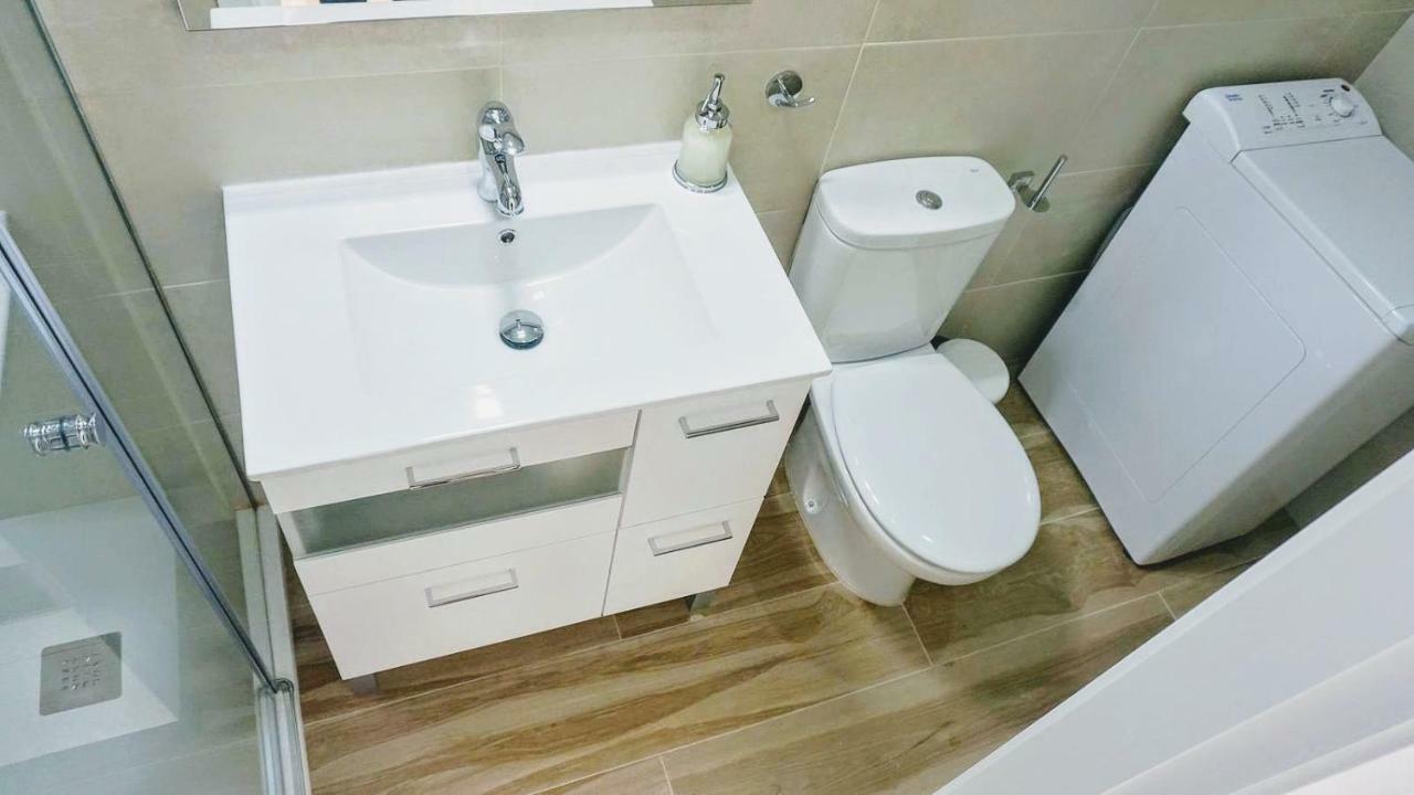Beachfront Apartment In Fuengirola With Sea Views 外观 照片